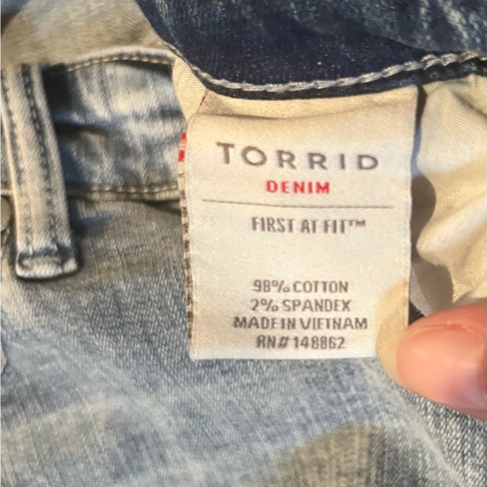 Torrid Distressed Boyfriend Jean - Picture 4 of 4